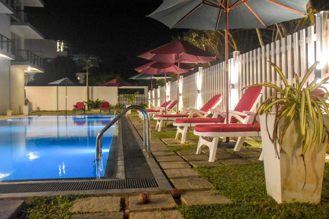 Ara Beach Resort Мірісса Екстер'єр фото