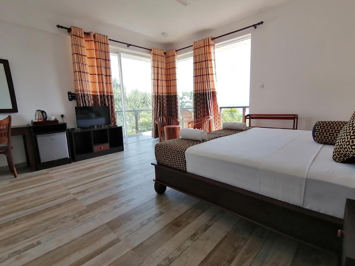 Ara Beach Resort Мірісса Екстер'єр фото