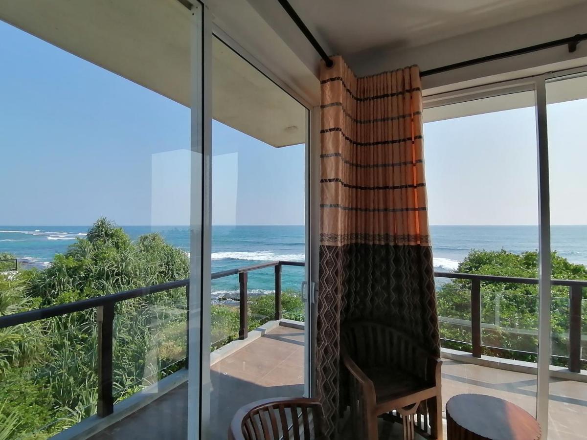 Ara Beach Resort Мірісса Екстер'єр фото